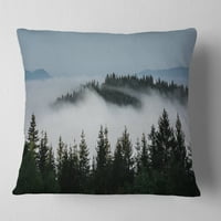 DesignArt Темни дрвја и магла над планините - пејзаж печатена перница за фрлање - 16x16